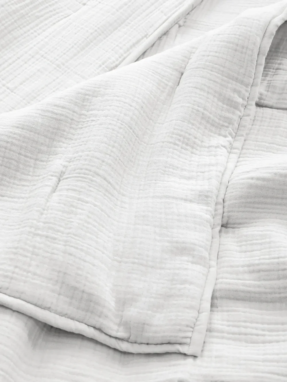 NWT Quince Organic Cotton Gauze Dream Quilt in White!